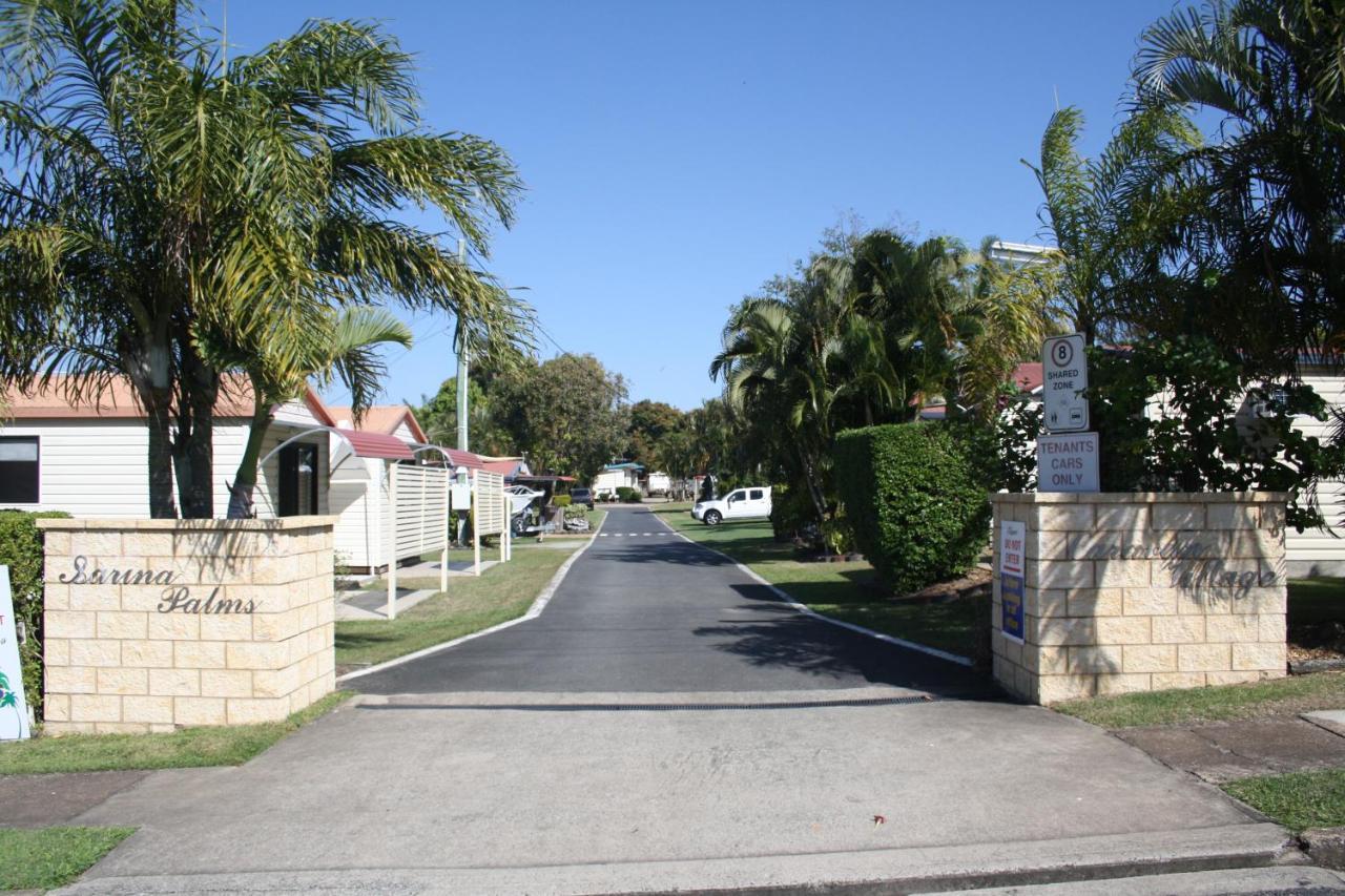 Sarina Palms Caravan And Cabins Village Zewnętrze zdjęcie